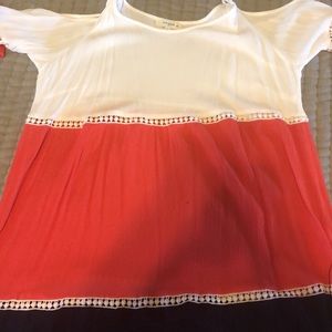 Umgee cold shoulder top